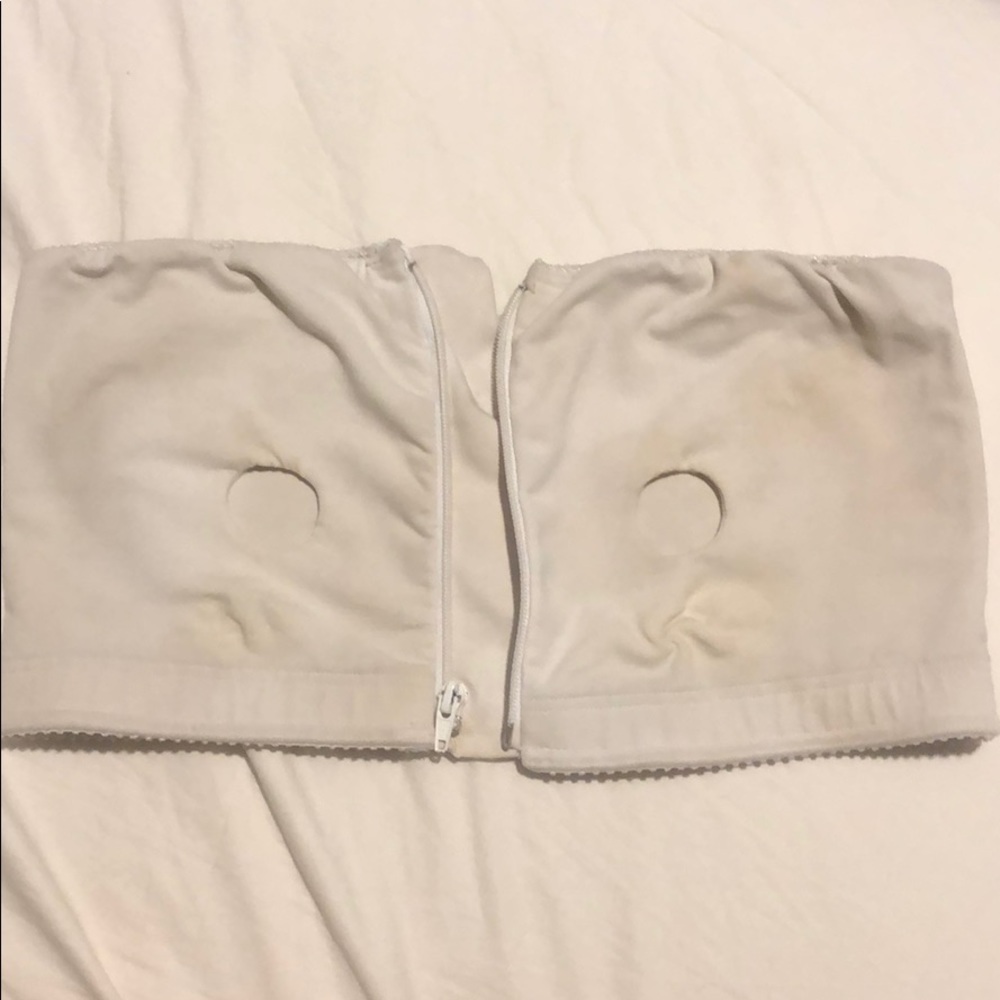 Medela Hands-free pumping bra